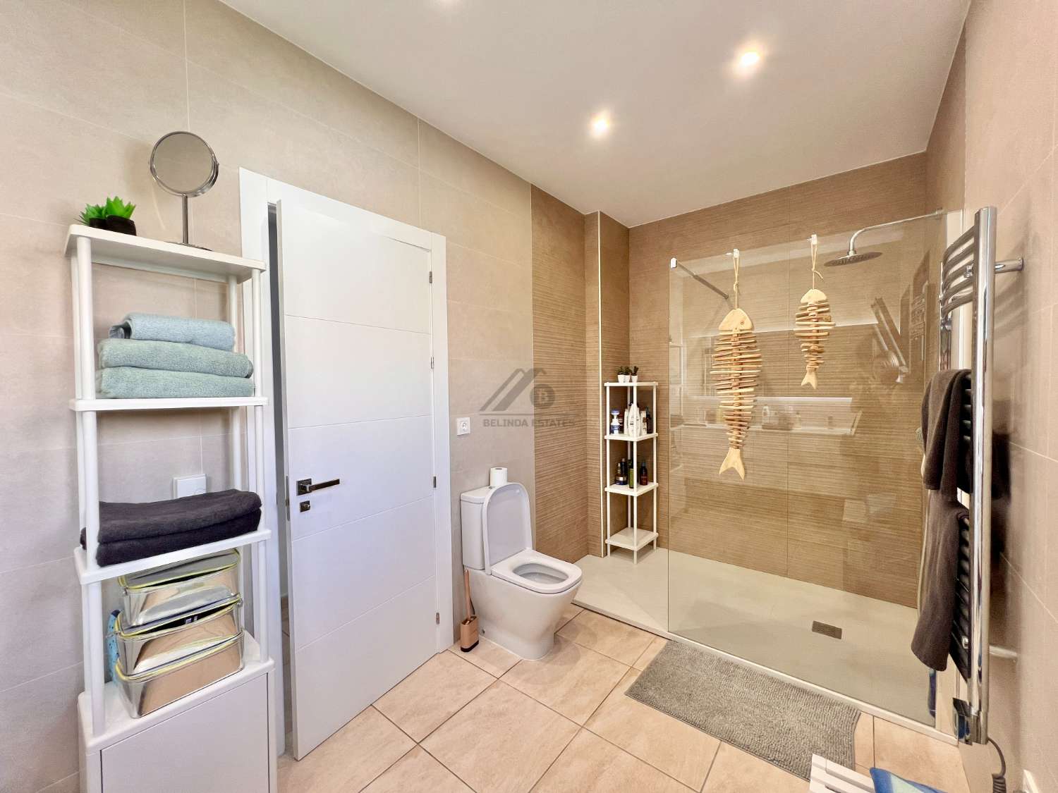 Magnifica villa con piscina y jardin en Benalmadena