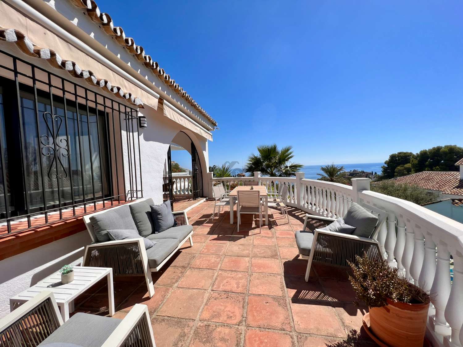 Magnifica villa con piscina y jardin en Benalmadena
