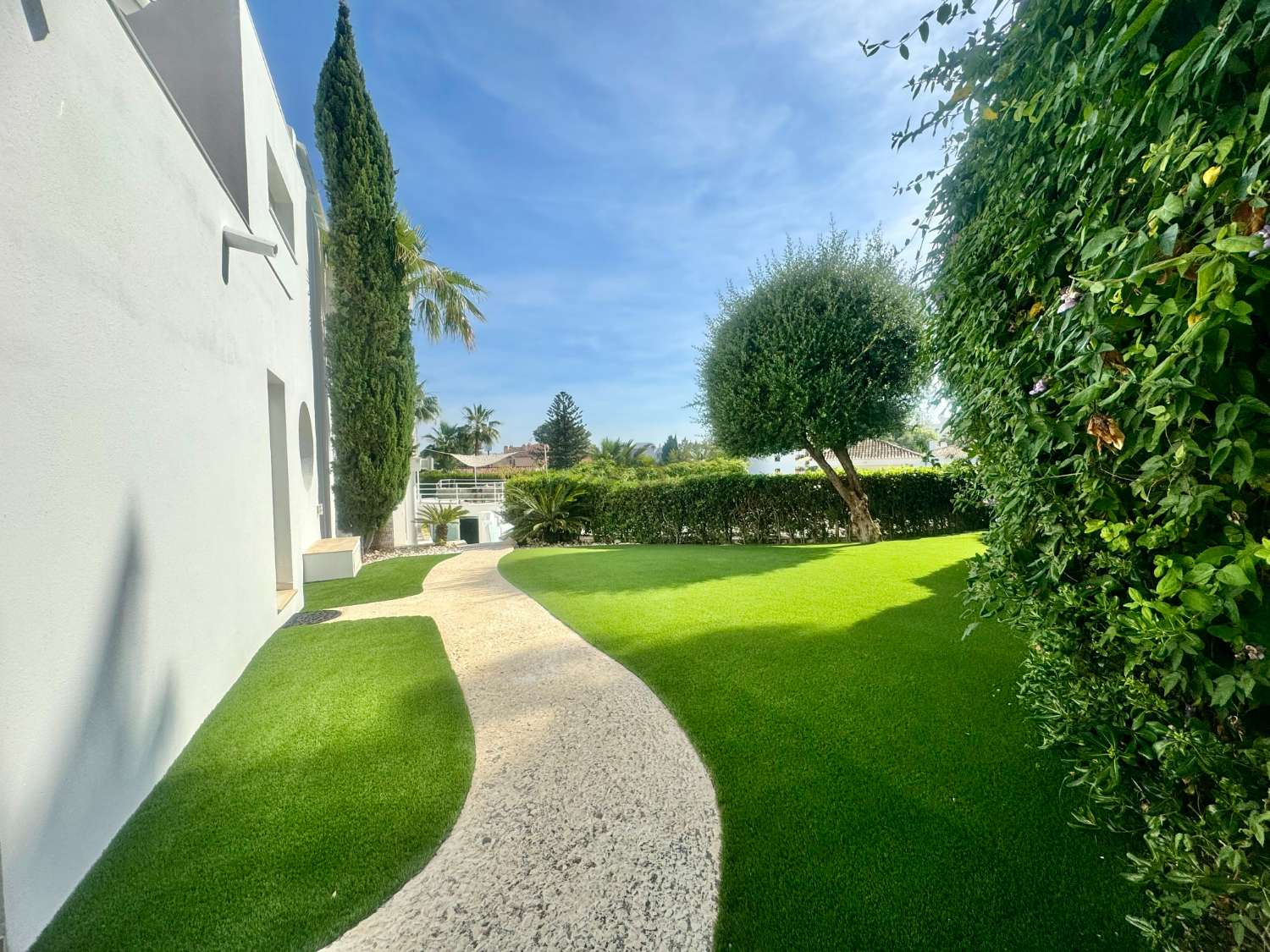 Villa for sale in Puerto Banús (Marbella)