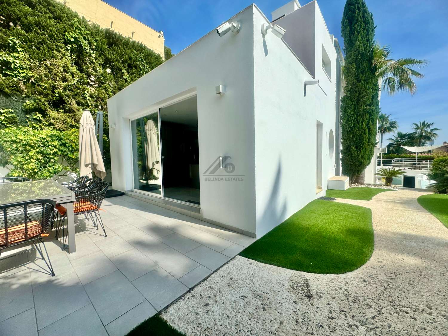 Villa til salg i Puerto Banús (Marbella)