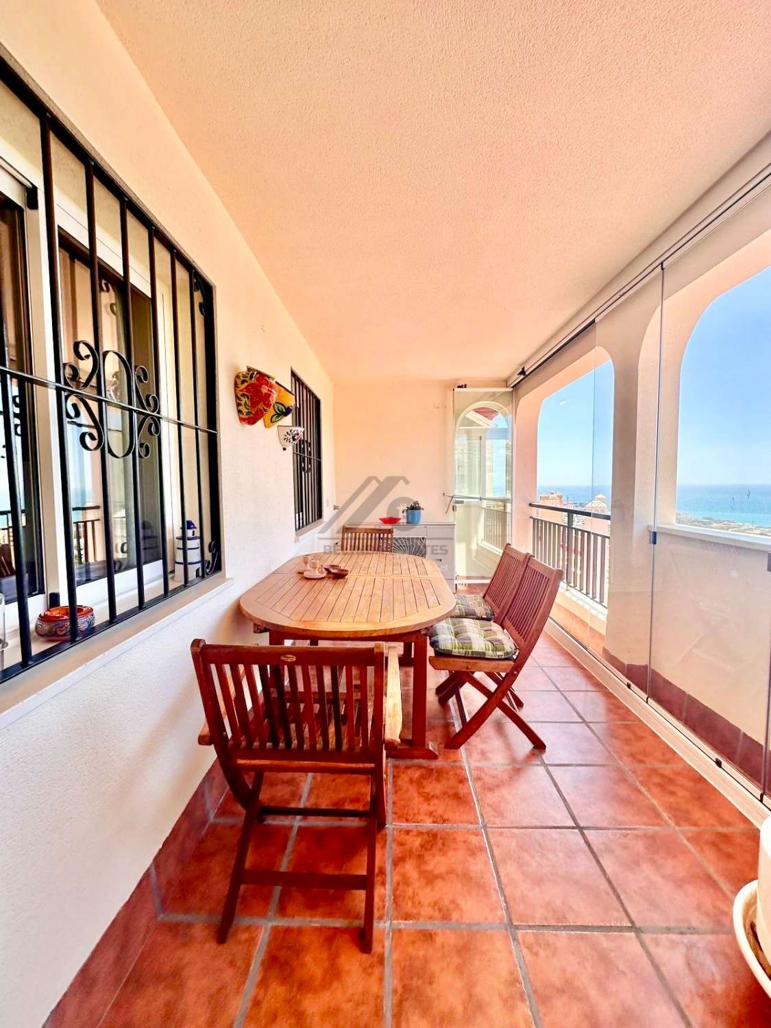 Maravilloso apartamento con vistas al mar en Benalmadena Pueblo