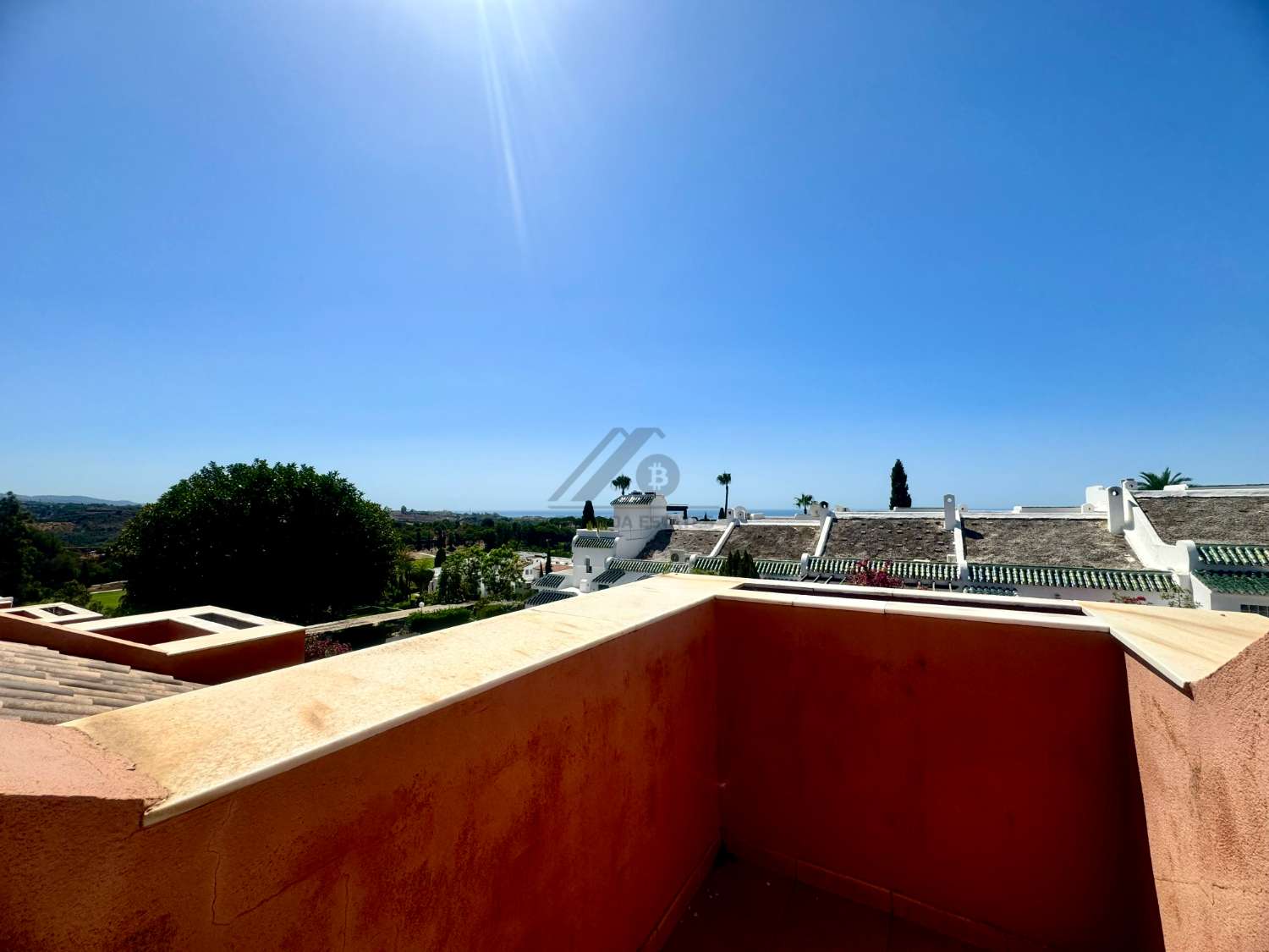 Townhouse with large basement a few minutes from Puerto Banus