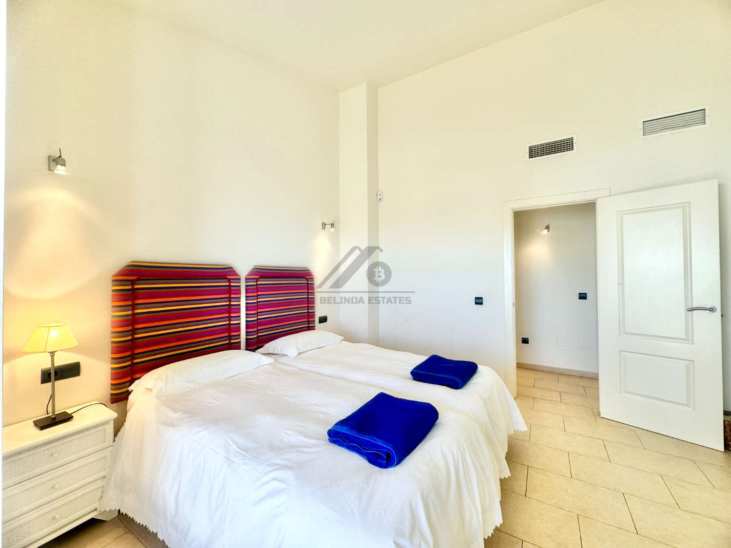 Penthouse s bazénem a výhledem na moře v Benalmadena Pueblo