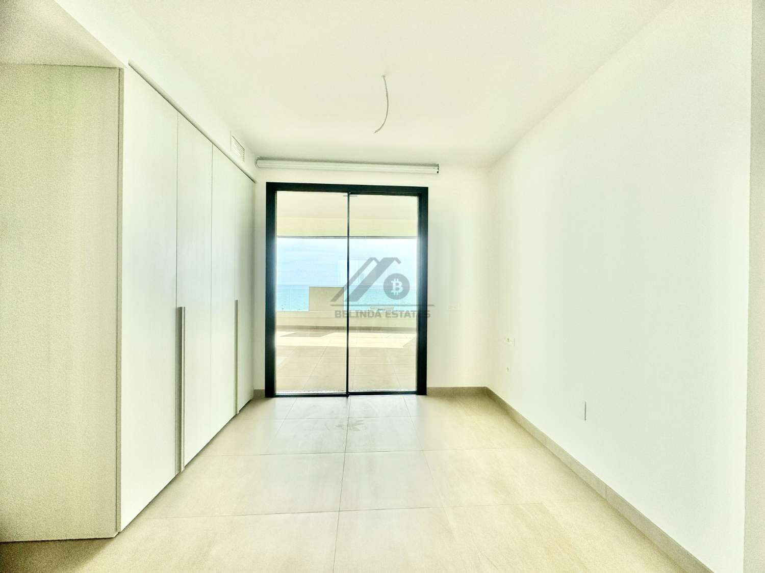 Apartamento a estrenar frontal al mar