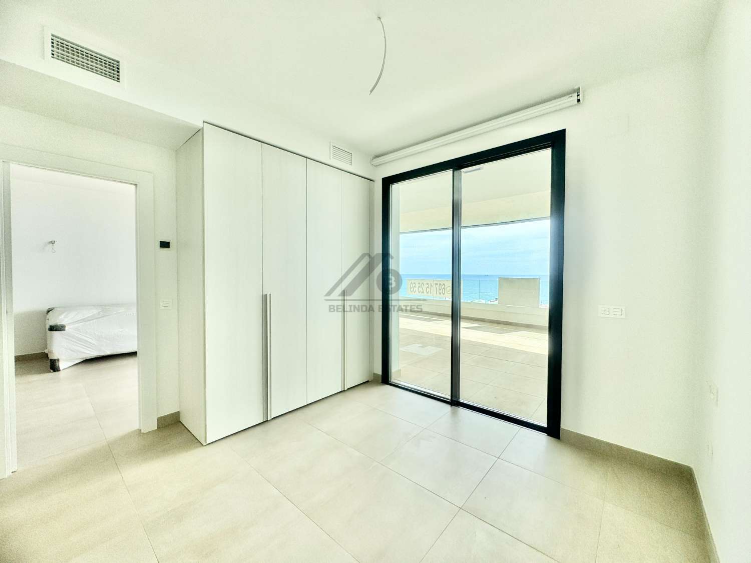 Apartamento a estrenar frontal al mar
