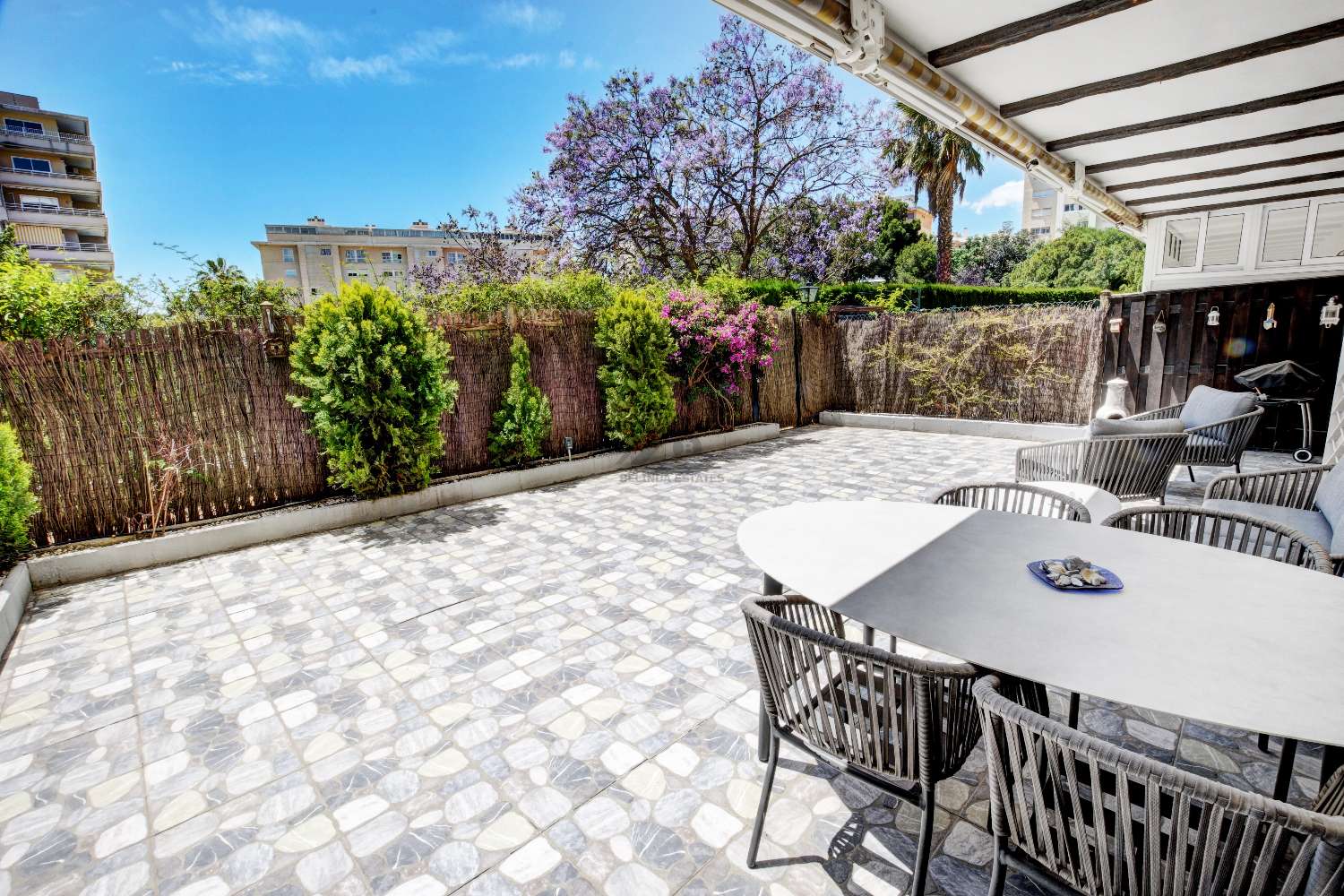 Precioso bajo reformado con gran terraza en Arroyo de la miel