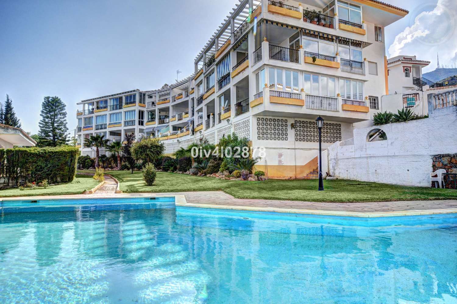 Světlý penthouse s výhledem na moře v Benalmádena Pueblo
