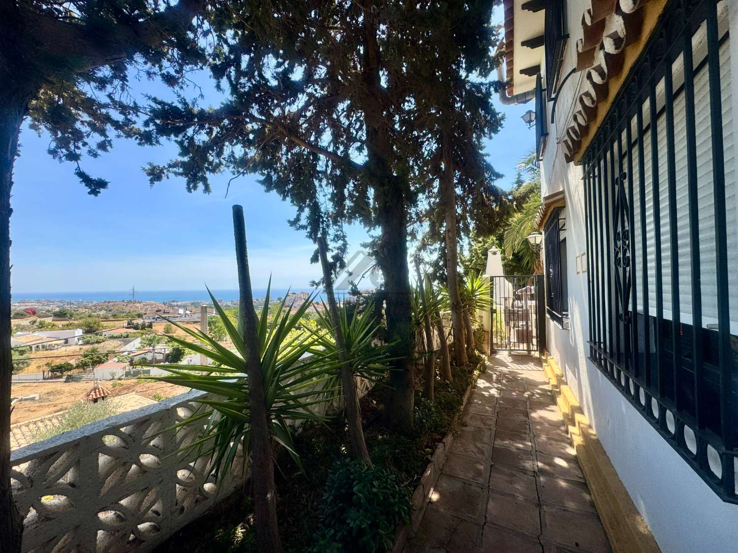Magnifica villa con appartamento per gli ospiti a Benalmádena Pueblo
